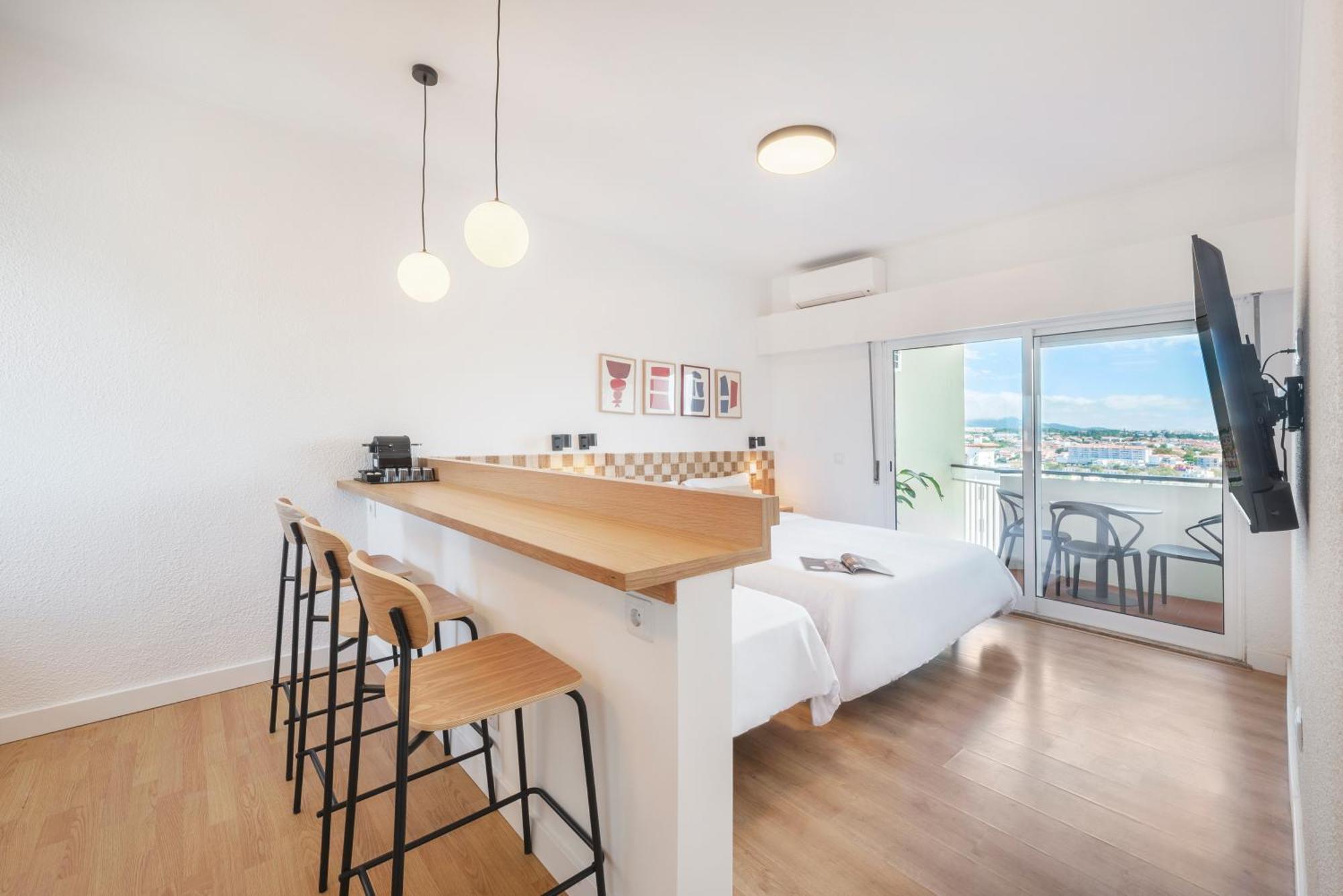 Equador Studios By Olala Homes Кашкайш Экстерьер фото